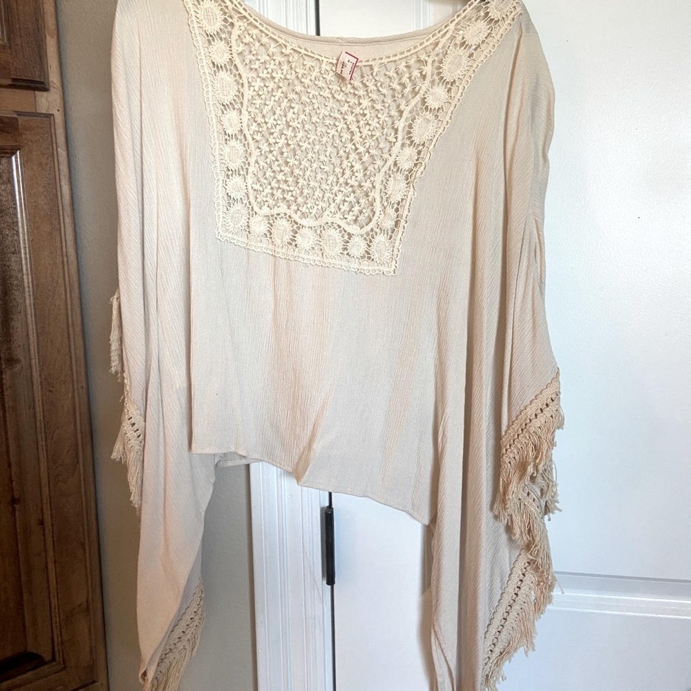 Cream bohemian lace and fringe top size M